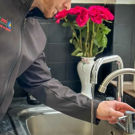 Kitchen tap fix by our expert plumber Kitchen tap fix by our expert plumber